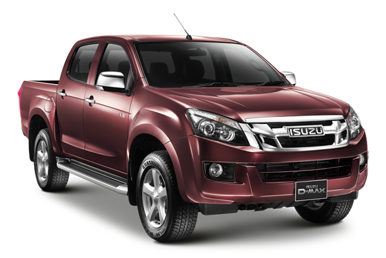 Isuzu D-max giảm giá đến 67 triệu đồng trong tháng 7